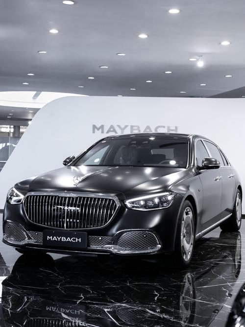 佛山227岚图汽车的售后服务让用户无忧出行，迈巴赫未来的豪华车趋势